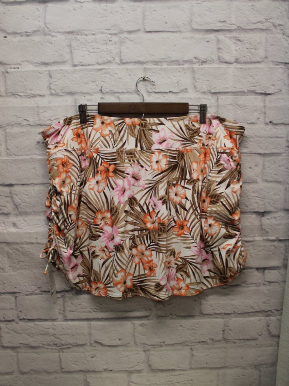 Lands' End Plus 24W Pink Tropical Palm Floral Print Ruched Swim Skirt - Picture 6 of 8